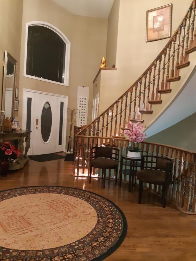 Lakeview House With 4 Rooms Kelowna Near Downtown & Knox Moutain Zimmer foto