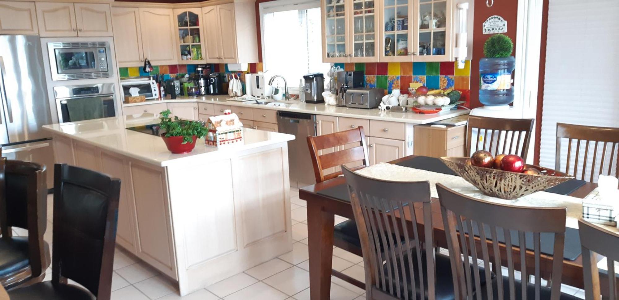 Lakeview House With 4 Rooms Kelowna Near Downtown & Knox Moutain Zimmer foto