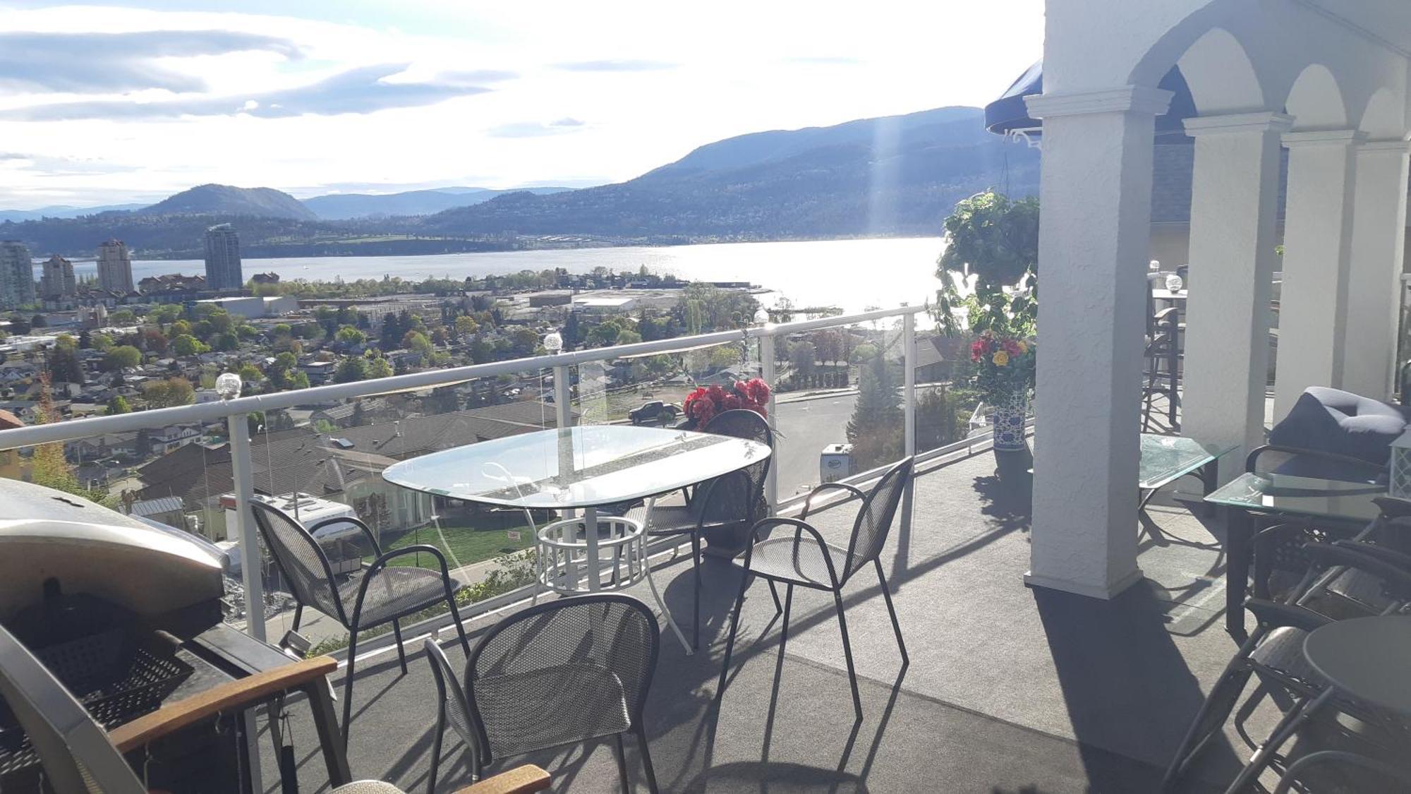 Lakeview House With 4 Rooms Kelowna Near Downtown & Knox Moutain Zimmer foto